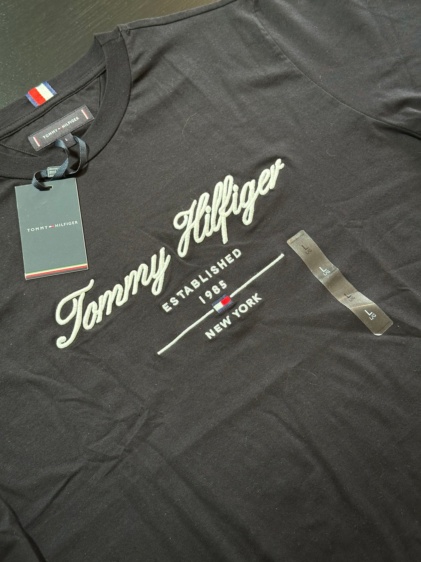 Camiseta Tommy Hilfiger Bordado