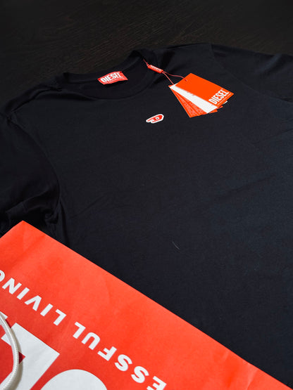 Camiseta Diesel Minimalista