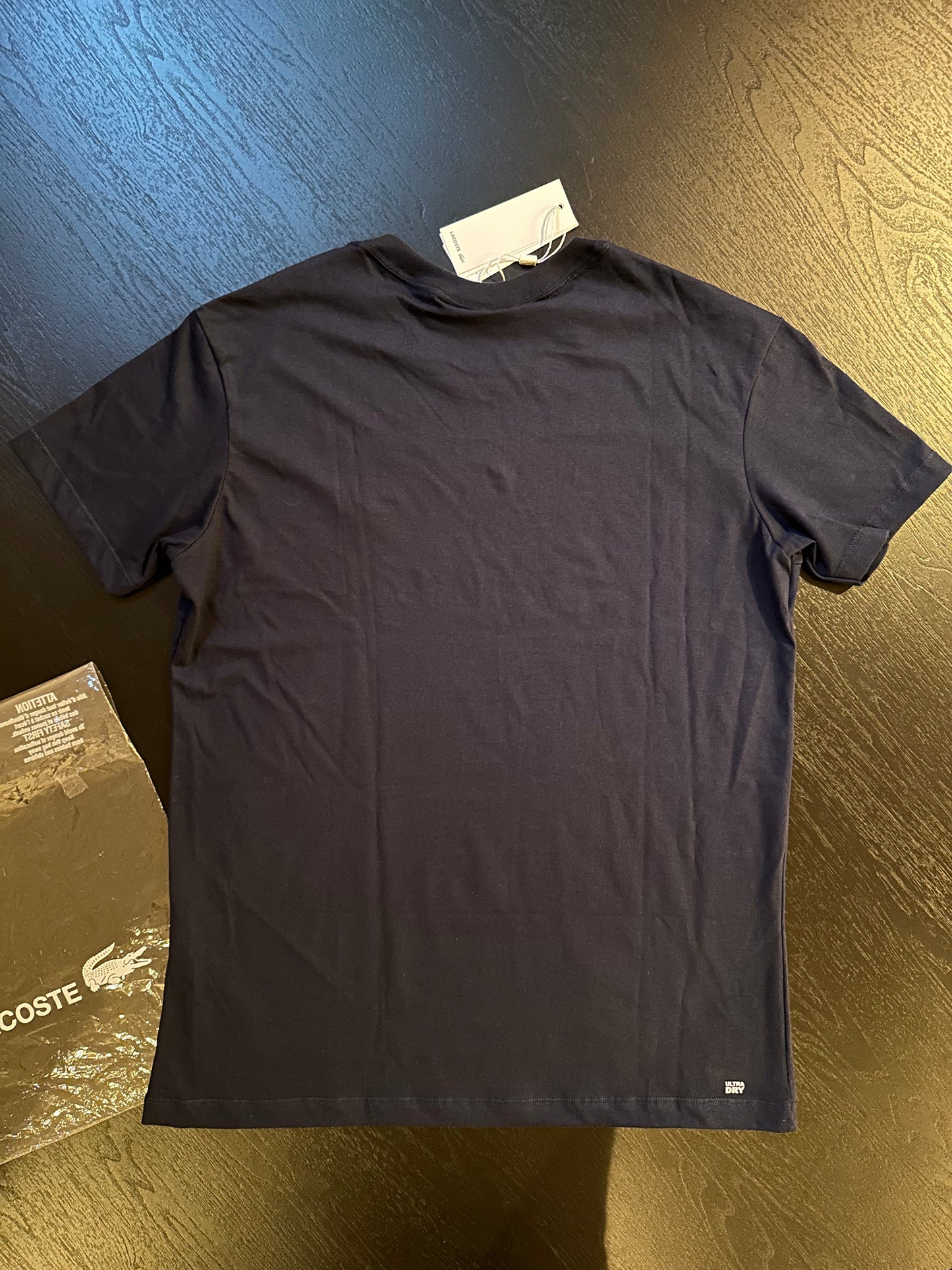 Camiseta Lacoste Minimalista